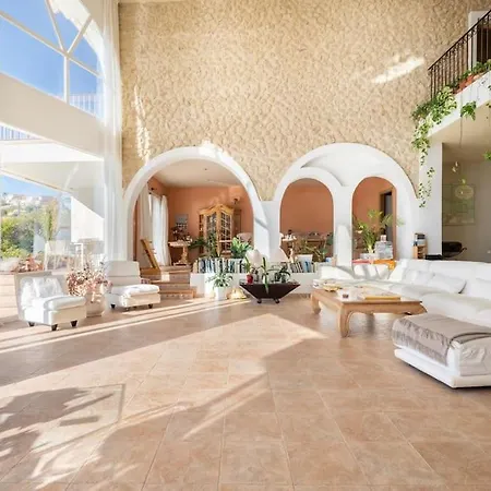 Luxury With Pool And Sea View In * Alicante